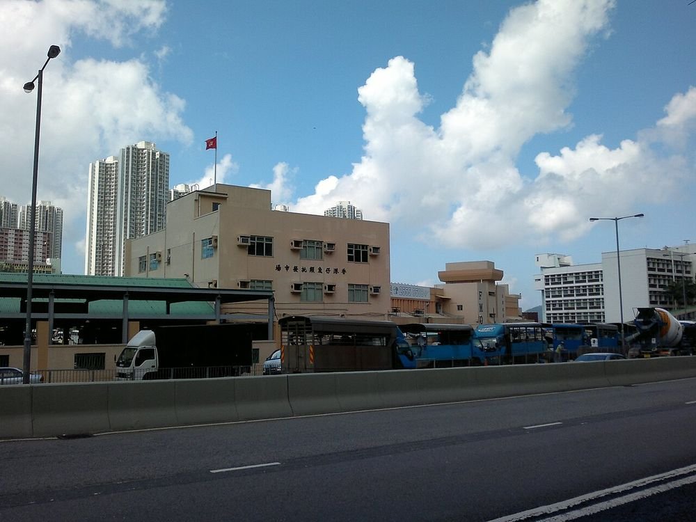 Chợ đầu mối thủy hải sản